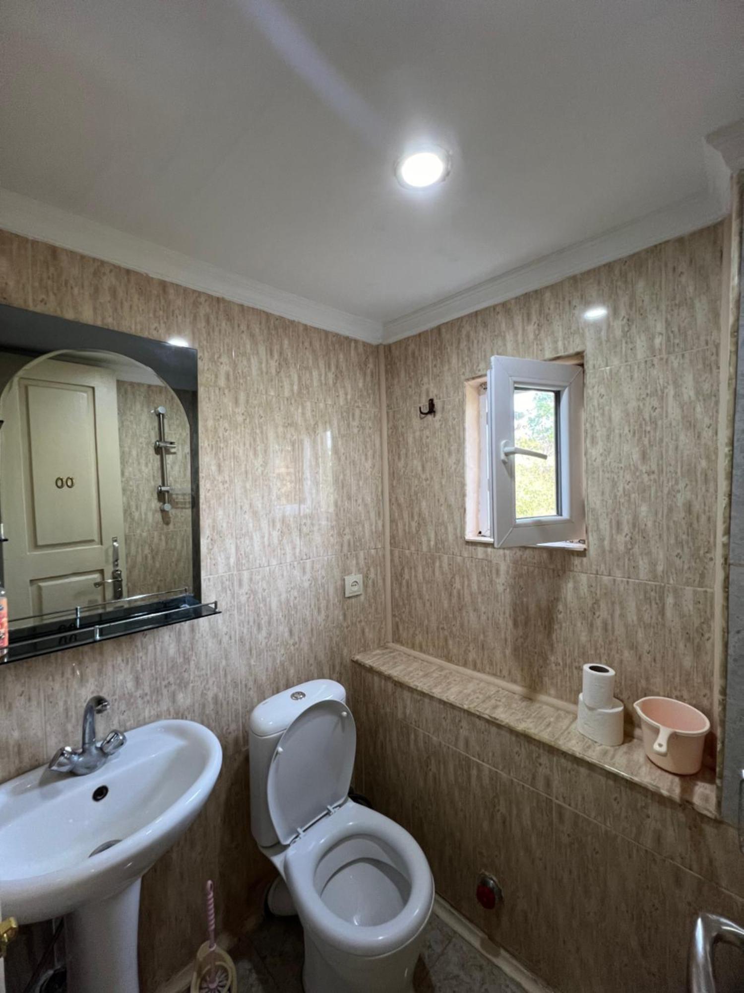 House - Kutaisi International Airport 15 Minutes, Kulashi 15tamar Mepe Street Samtredia